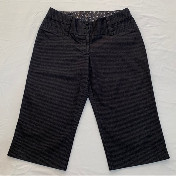 Maurices Pants - Maurices Bermuda Dress Shorts, Black Pinstripe, long, NWOT, Junior size 5